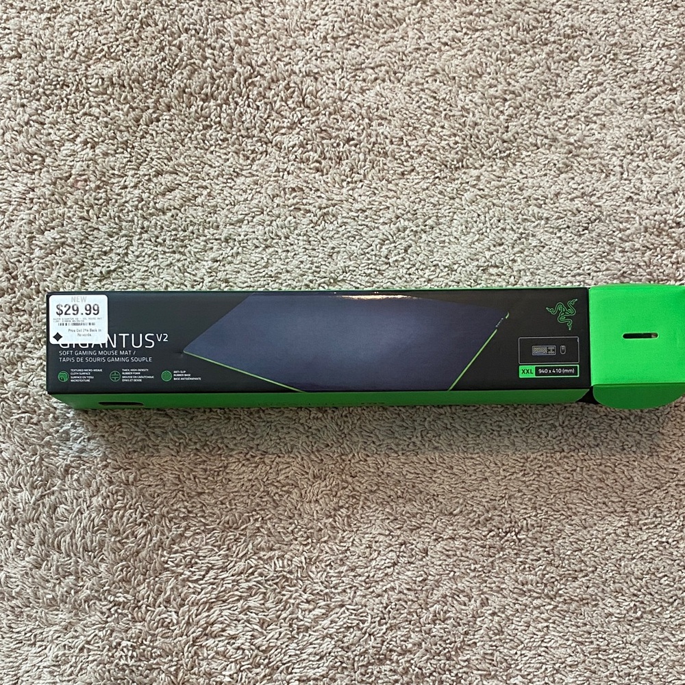 Razer Goliathus V2 Mouse Pad - Black and Green